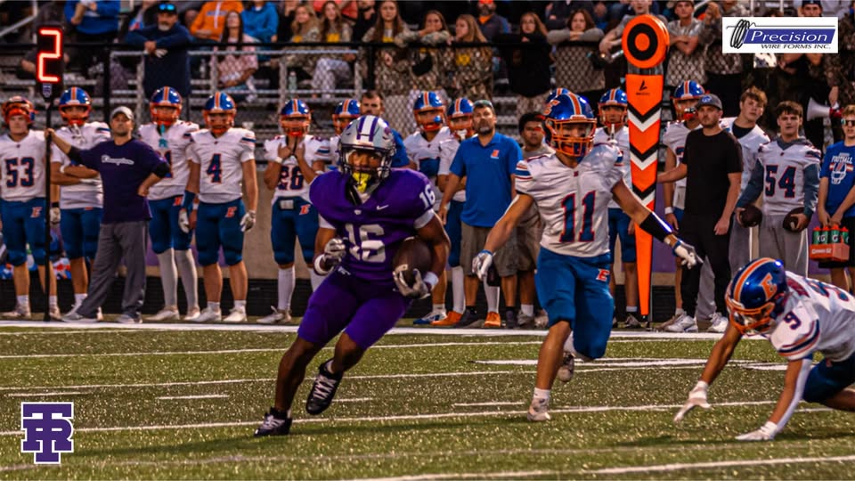 Three Rivers loses lead and game to No. 6 Edwardsburg 42-21